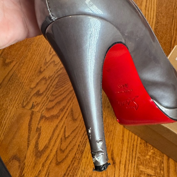 Christian Louboutin double platform patent pump - Picture 4 of 10